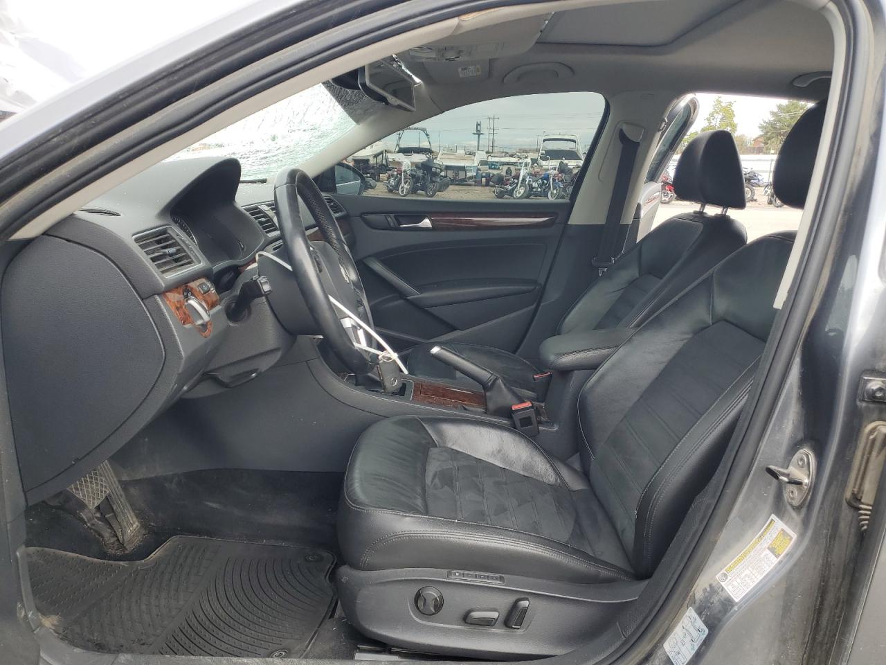 VOLKSWAGEN PASSAT SEL