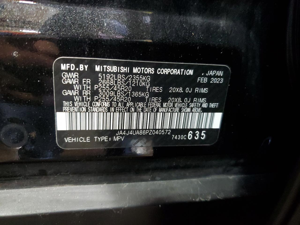 MITSUBISHI OUTLANDER SE