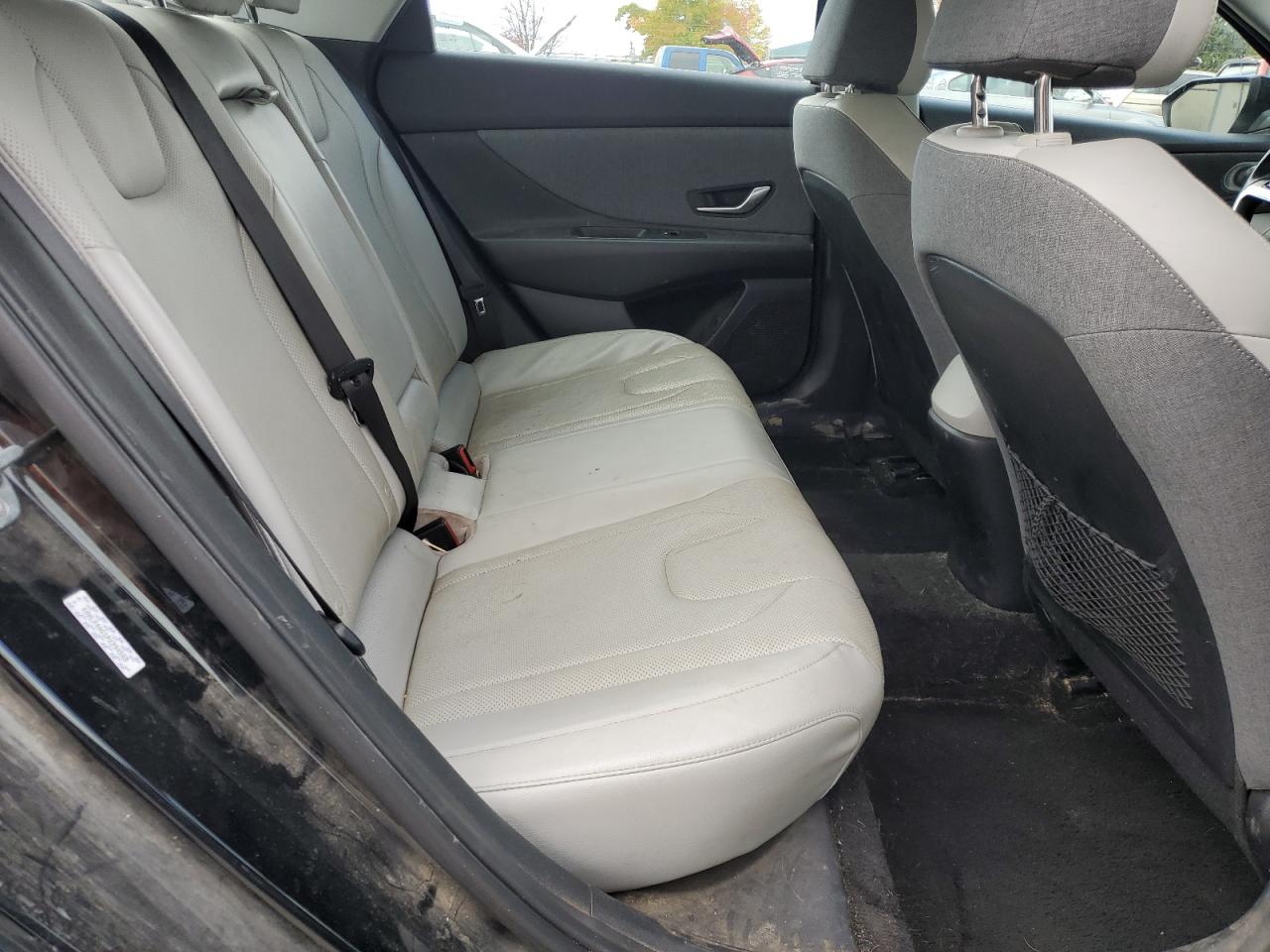 HYUNDAI ELANTRA LIMITED