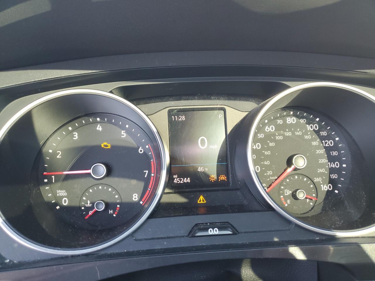 VOLKSWAGEN TIGUAN SE