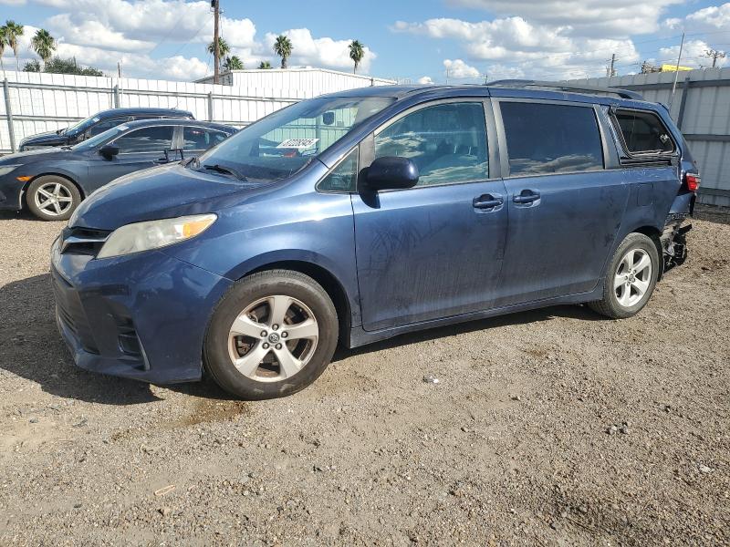 Global Auto Auctions: 2018 TOYOTA SIENNA LE