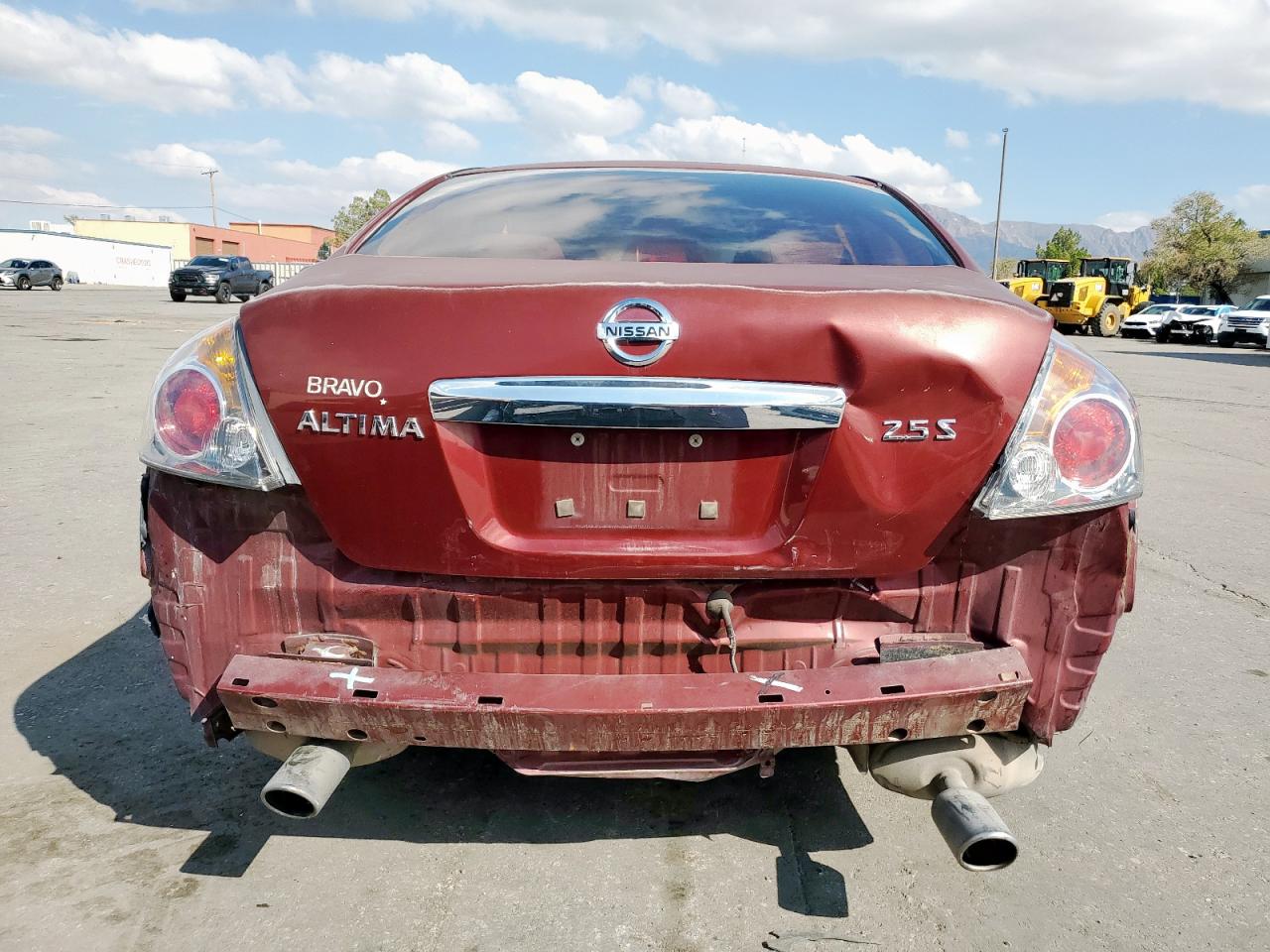NISSAN ALTIMA BASE