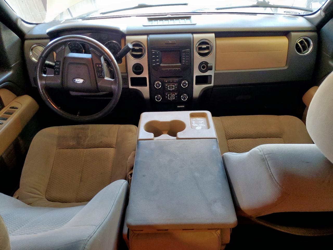 FORD F-150 SUPER CAB