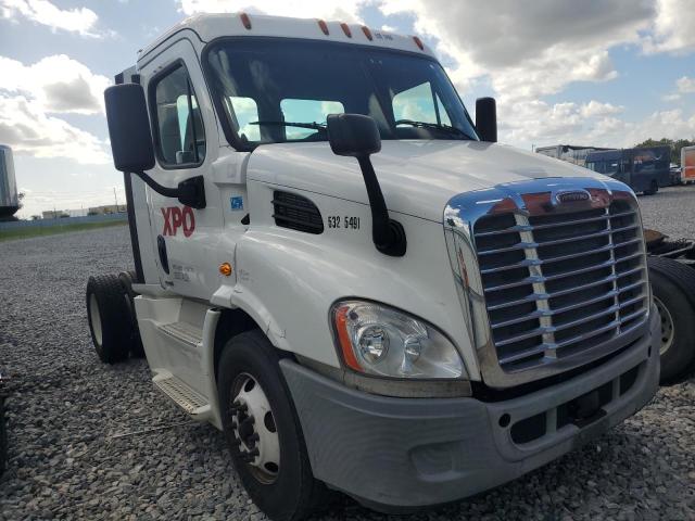 2016 FREIGHTLINER CASCADIA 1 #3265096933