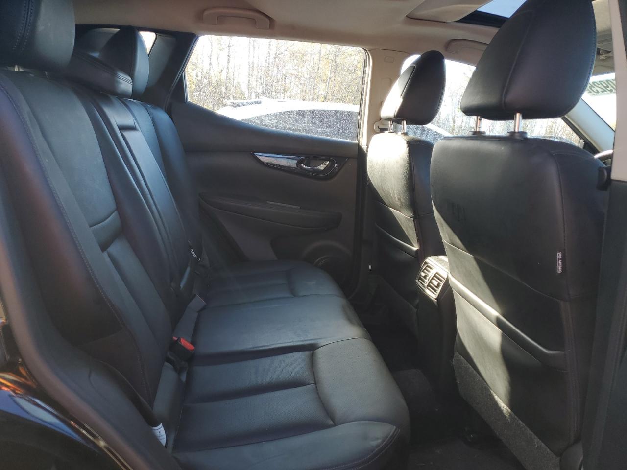 NISSAN ROGUE SPORT S