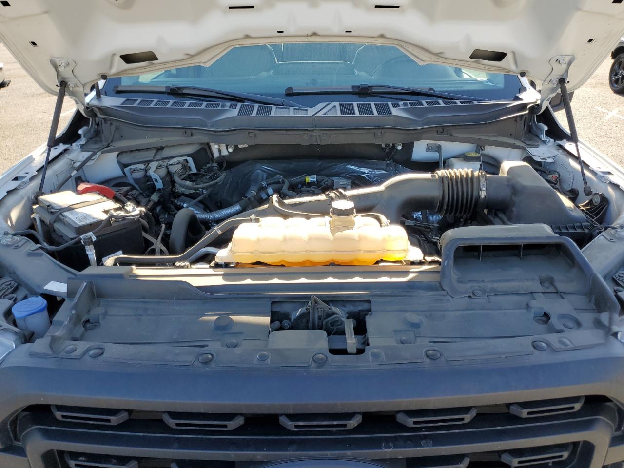 FORD F-150 SUPER CAB