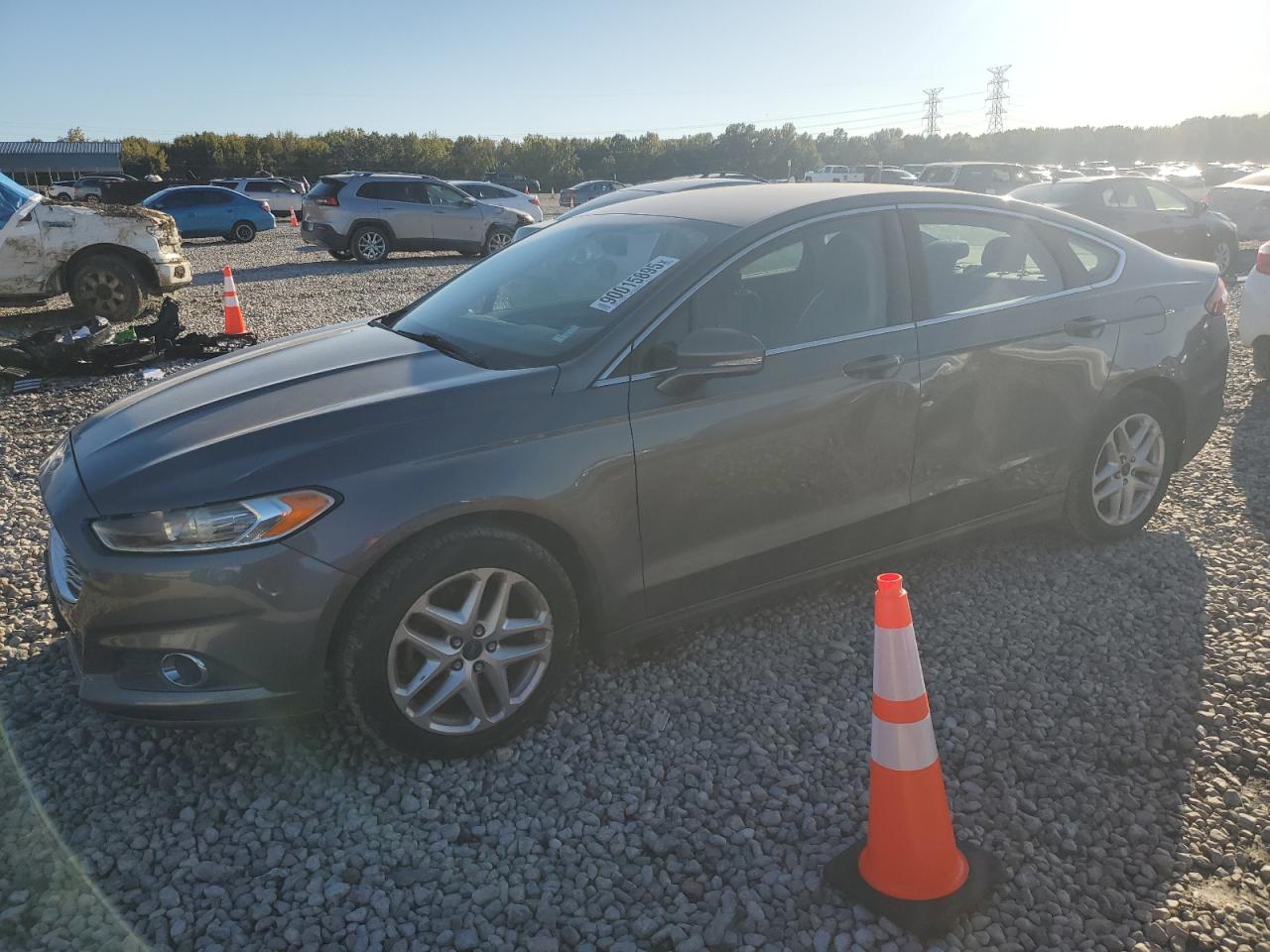 FORD FUSION SE