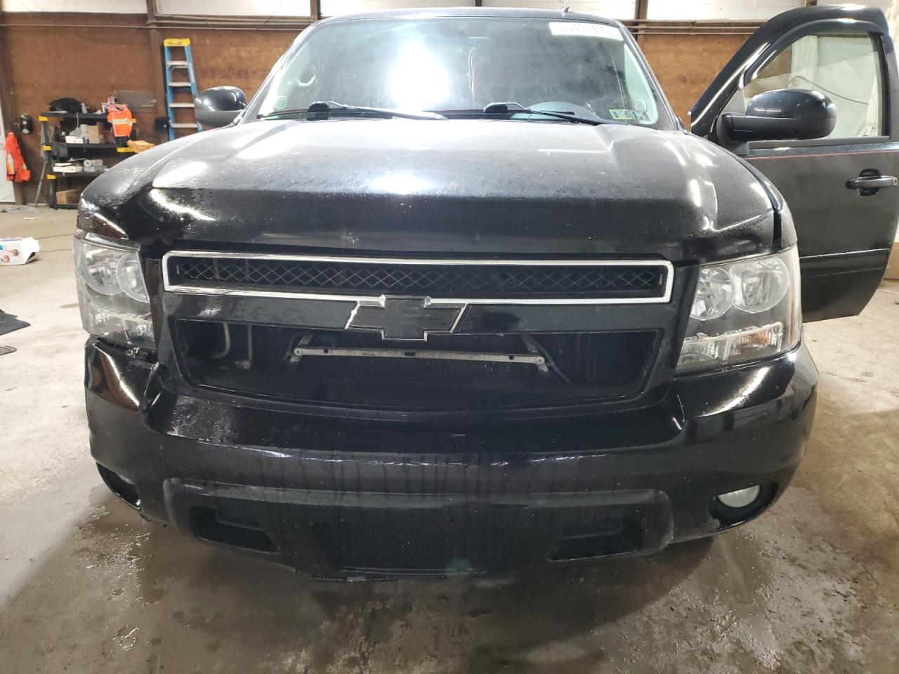 CHEVROLET SUBURBAN K1500 LT