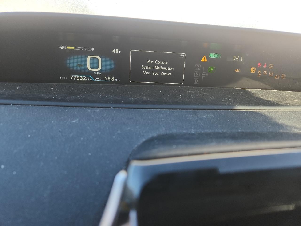 TOYOTA PRIUS PRIME LE