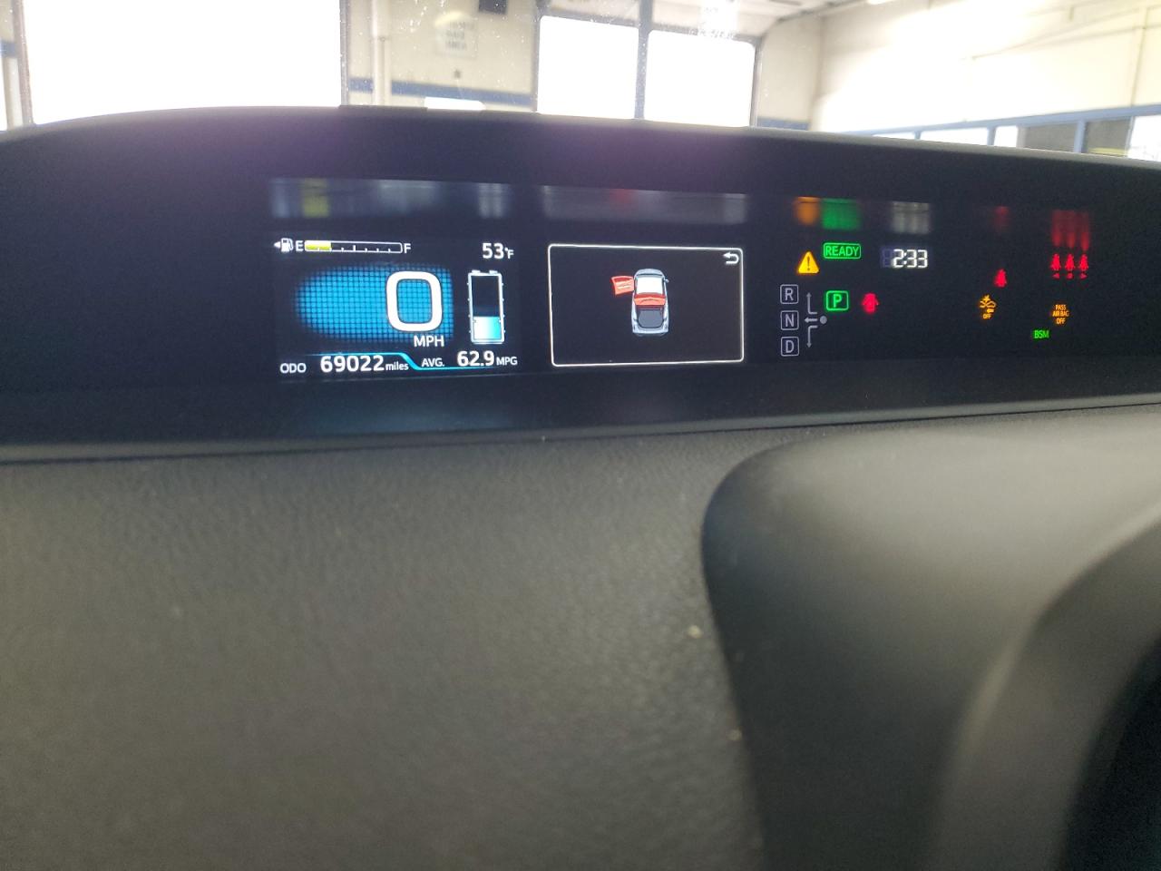 TOYOTA PRIUS PRIME LE