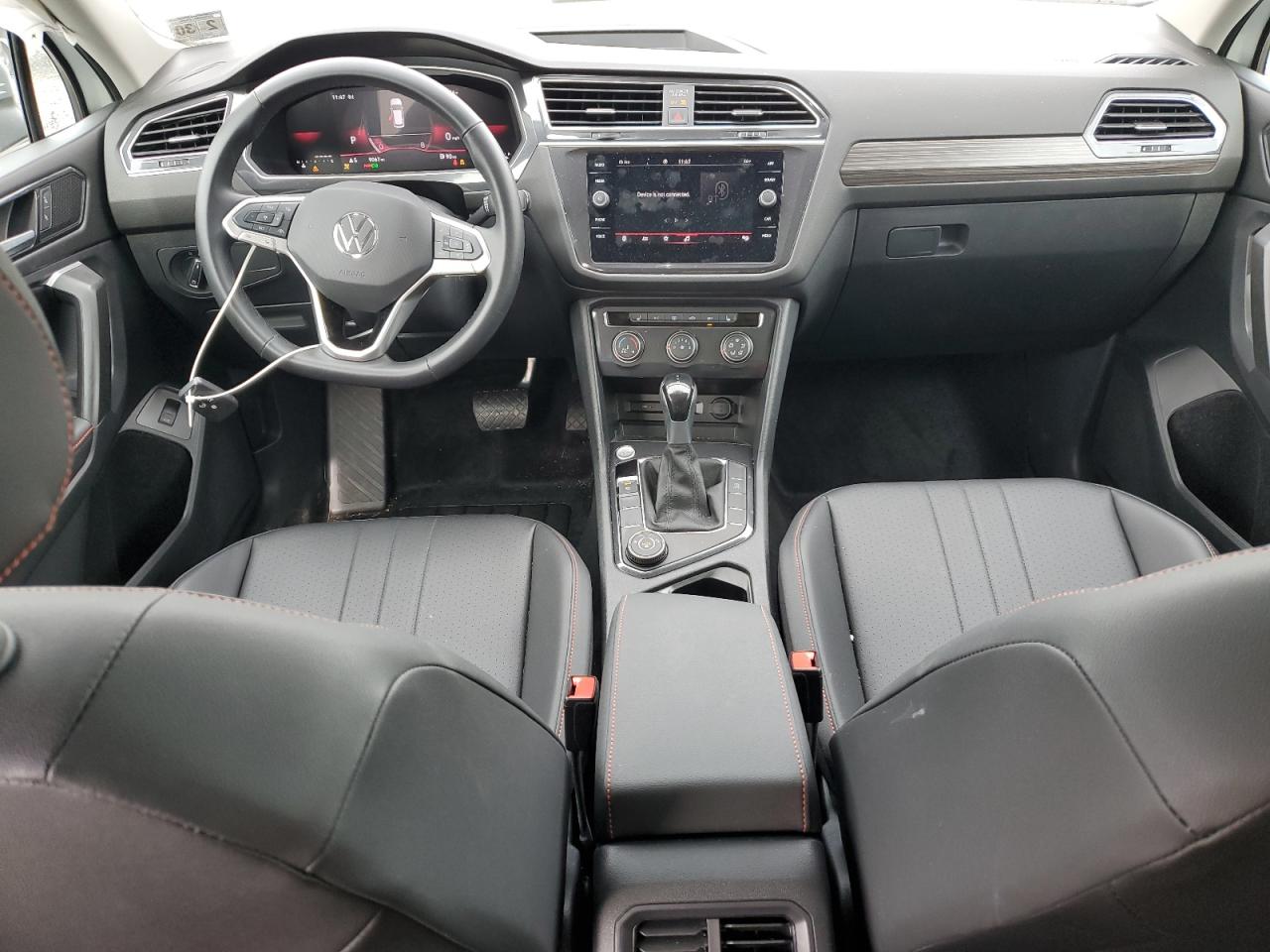 VOLKSWAGEN TIGUAN WOLFSBURG