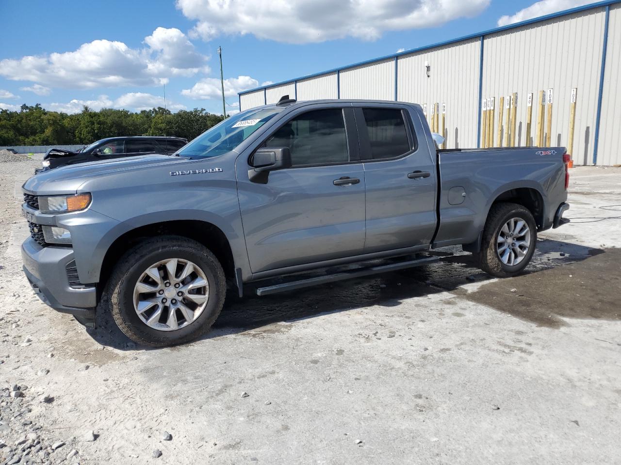 CHEVROLET SILVERADO K1500 CUSTOM