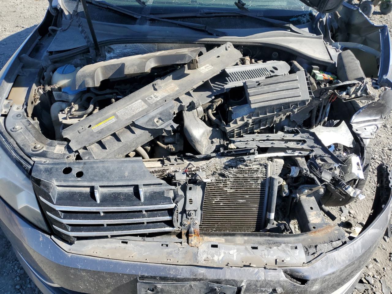 VOLKSWAGEN PASSAT SEL