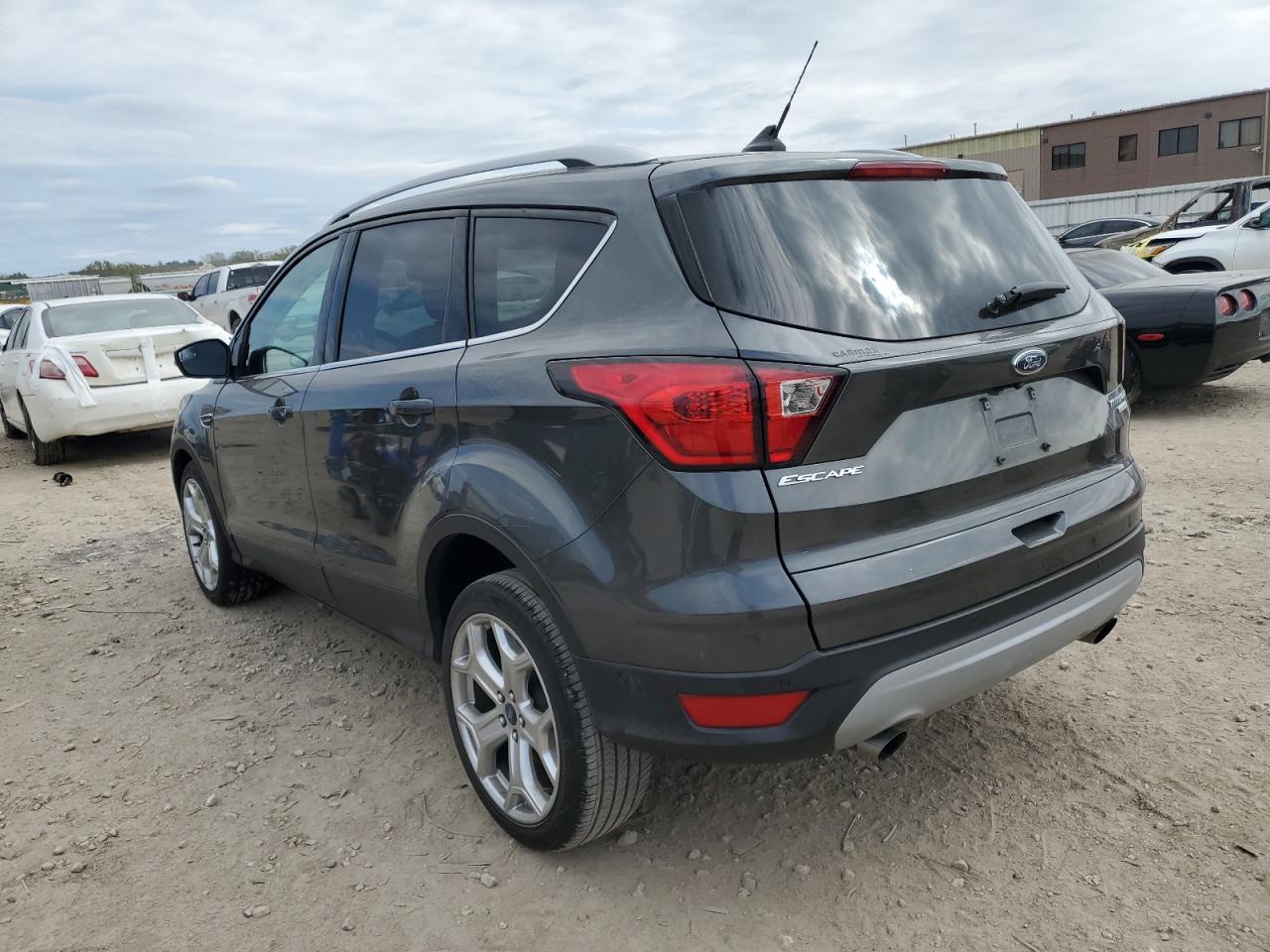 FORD ESCAPE TITANIUM