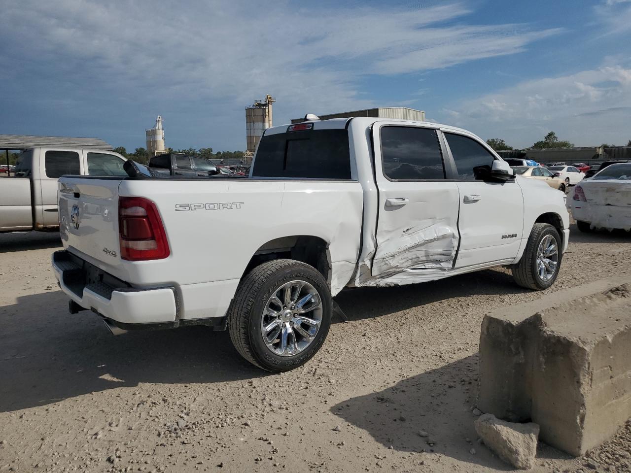 RAM 1500 LARAMIE