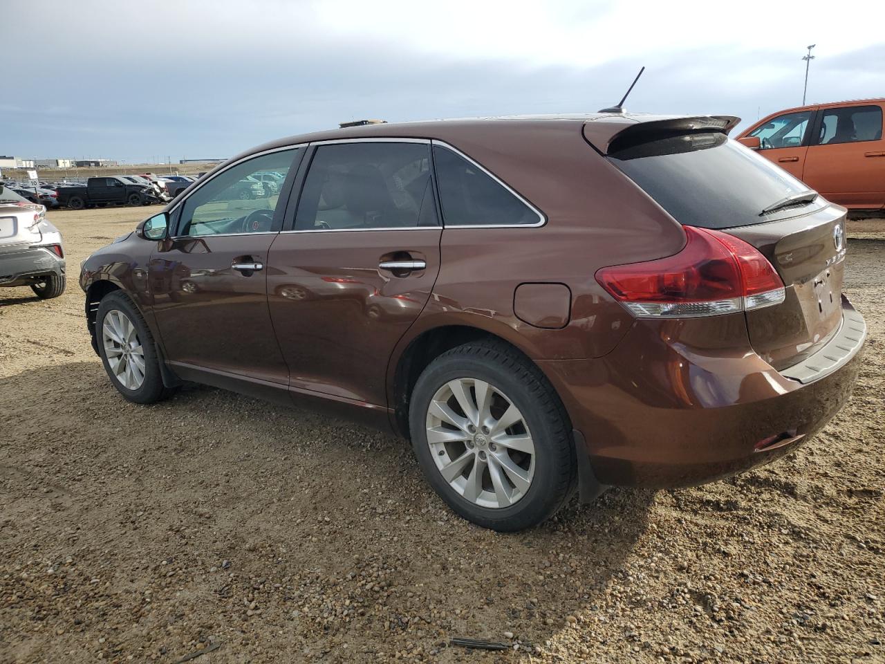 TOYOTA VENZA LE