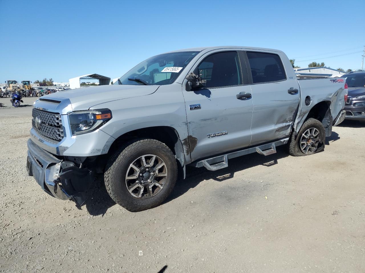 TOYOTA TUNDRA CREWMAX SR5