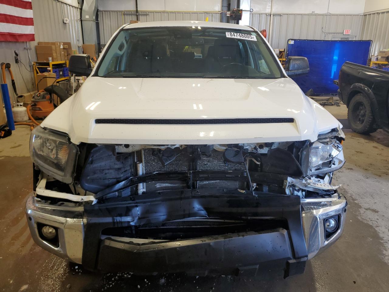 TOYOTA TUNDRA CREWMAX SR5