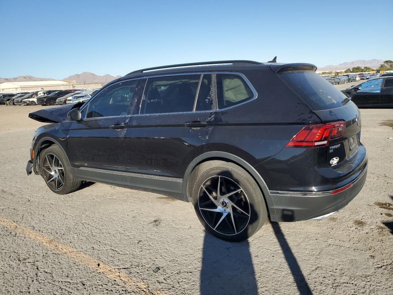 VOLKSWAGEN TIGUAN SE