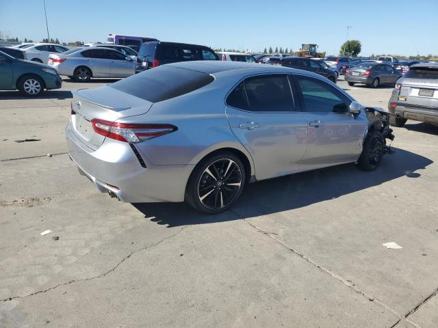 2018 TOYOTA CAMRY XSE 4T1B61HK5JU620397