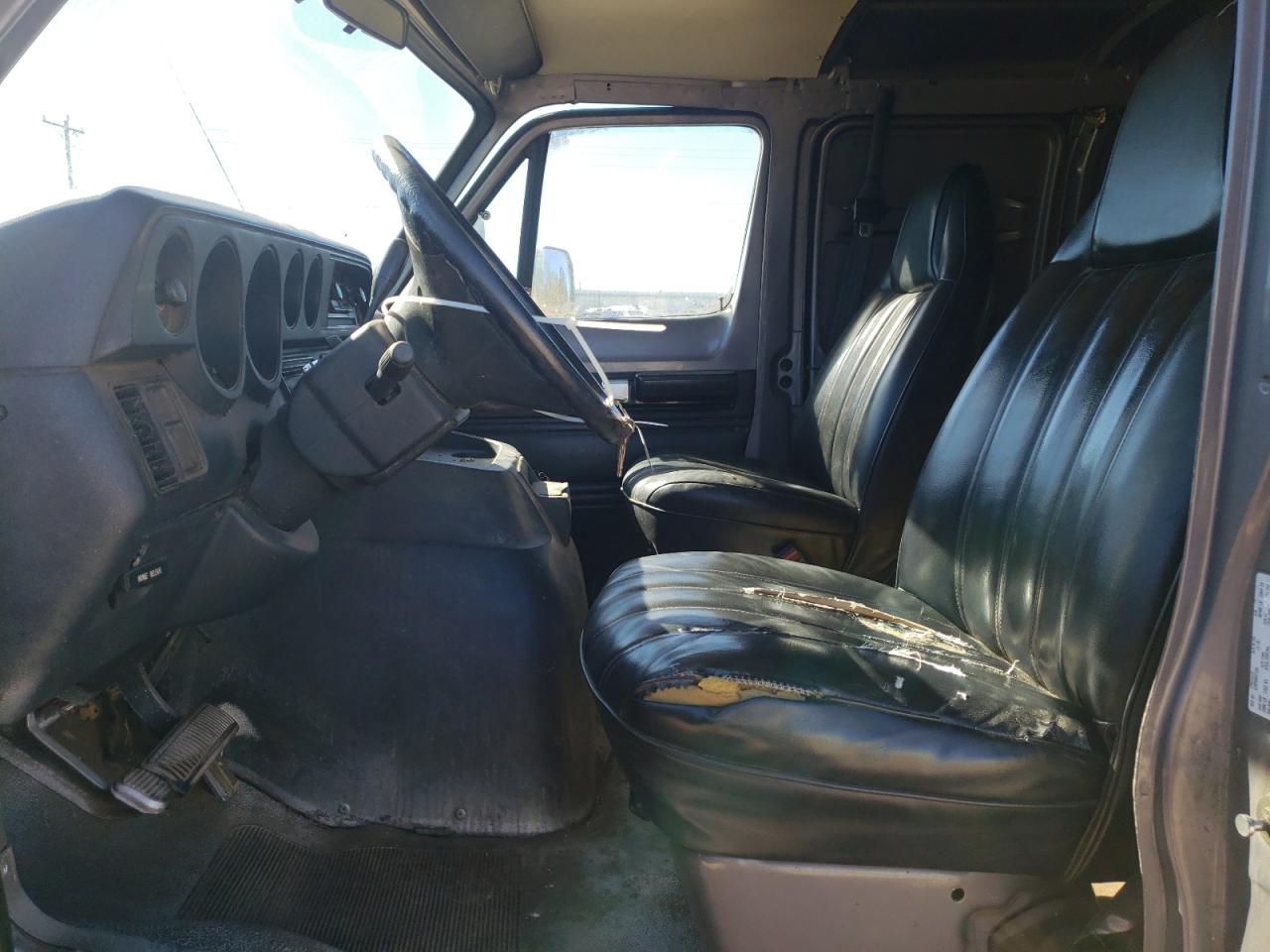 Lot #3301791347 1992 DODGE RAM WAG B2