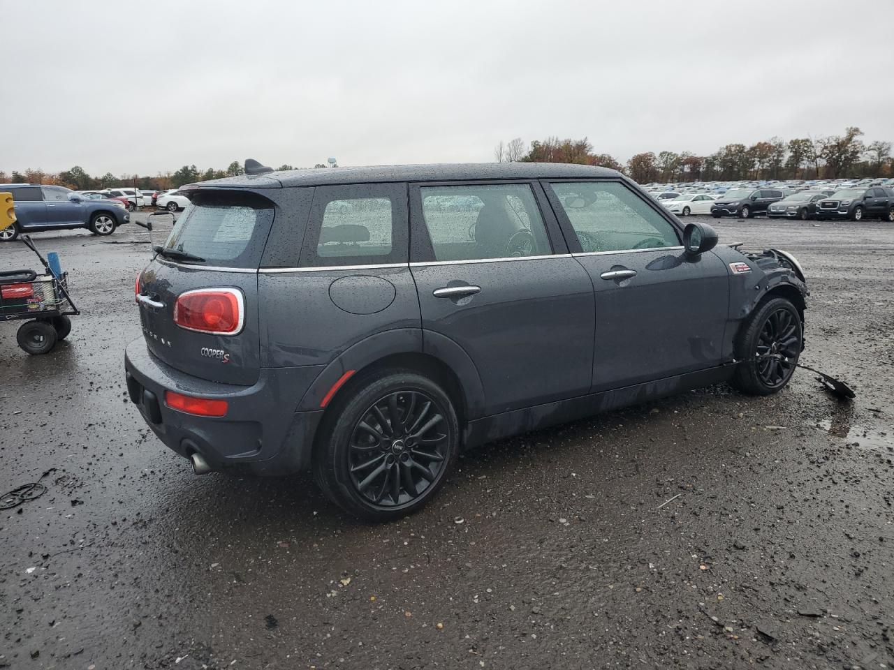 MINI COOPER S CLUBMAN