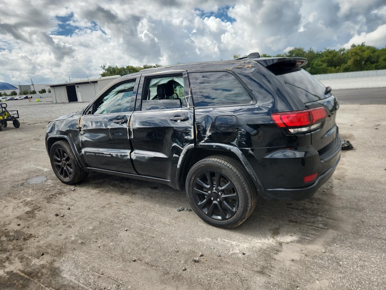 JEEP GRAND CHEROKEE LAREDO