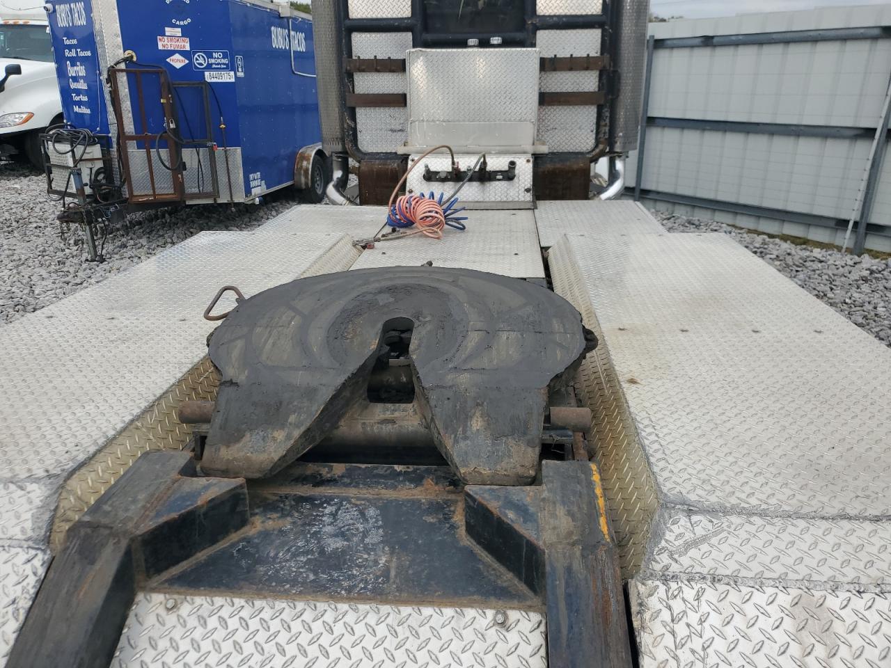 Lot #3276444663 2007 PETERBILT 378