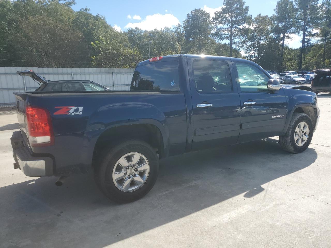 GMC SIERRA K1500 SLT