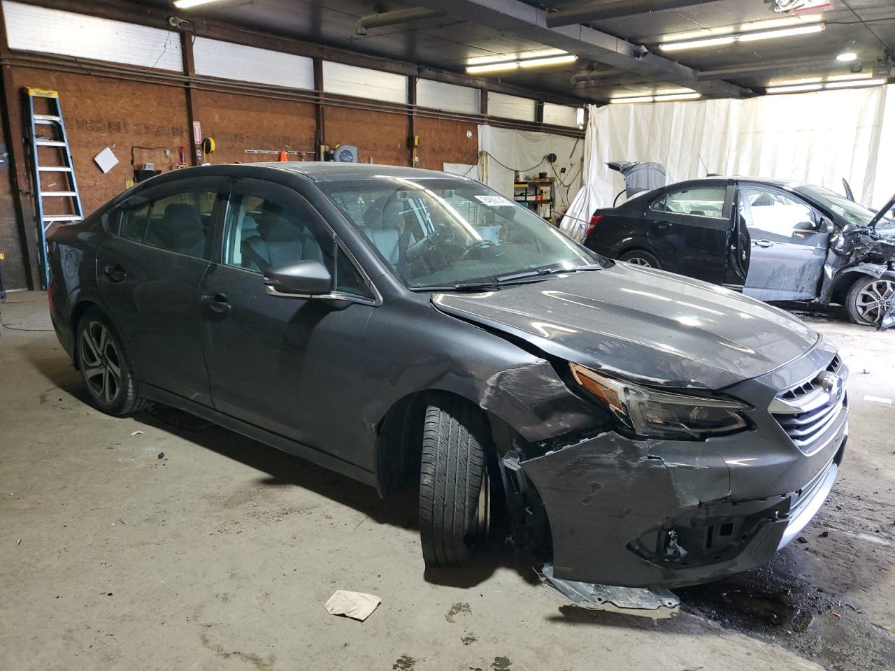 SUBARU LEGACY LIMITED