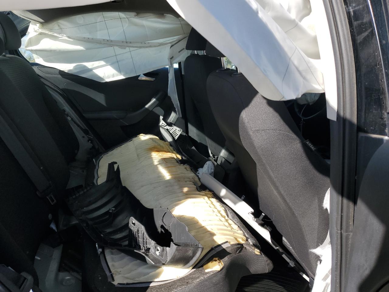 VOLKSWAGEN JETTA BASE