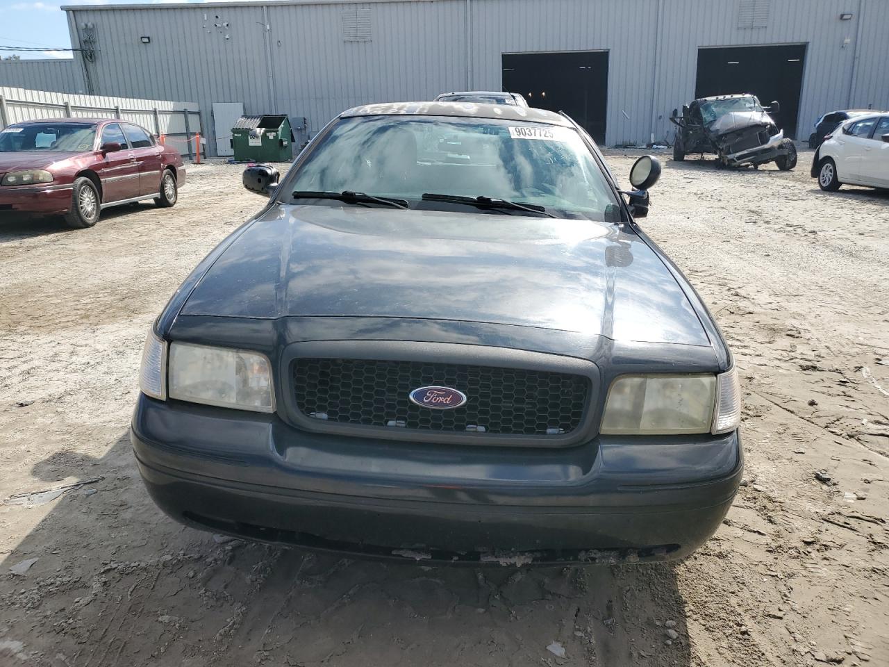 FORD CROWN VICTORIA POLICE INTERCEPTOR