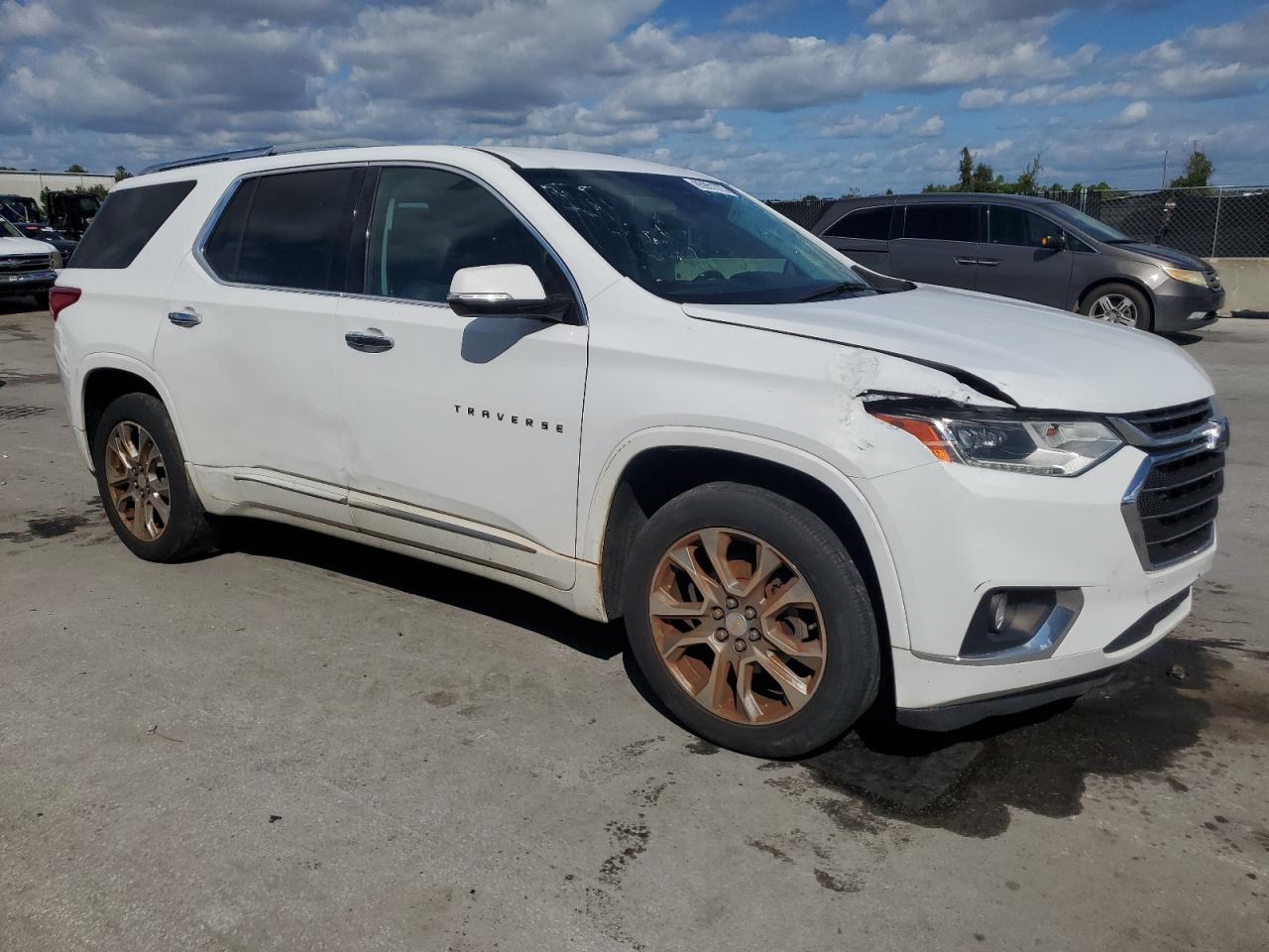 CHEVROLET TRAVERSE PREMIER