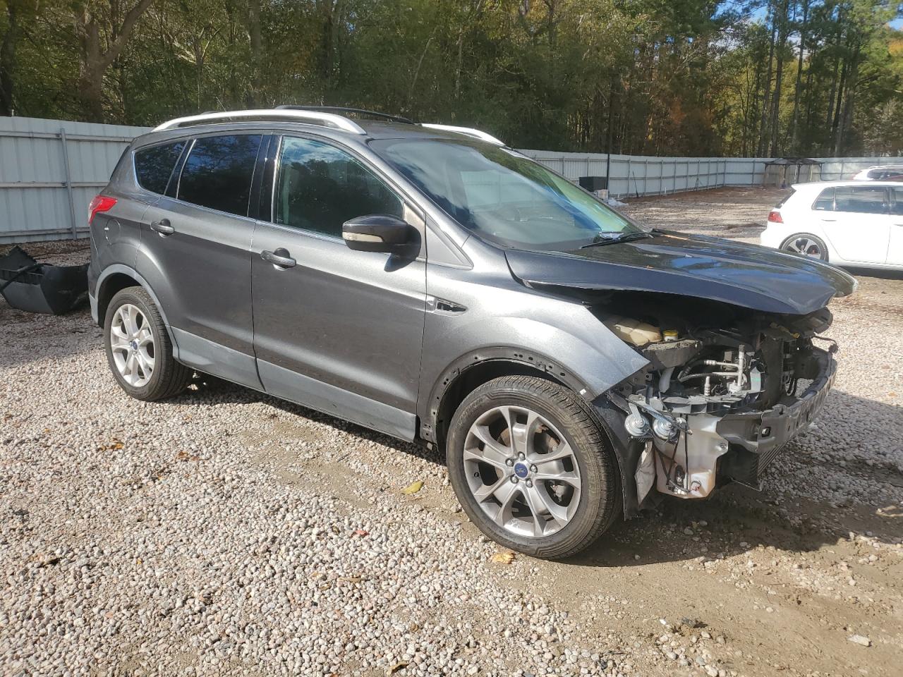 FORD ESCAPE TITANIUM