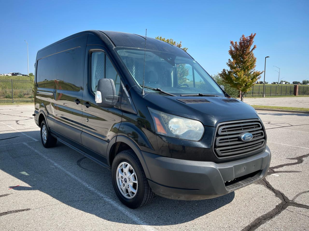 FORD TRANSIT T-250