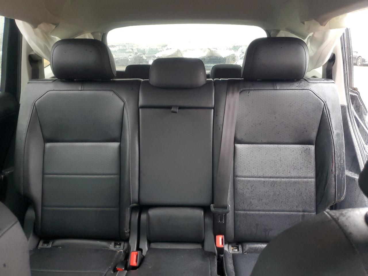 VOLKSWAGEN TIGUAN SE