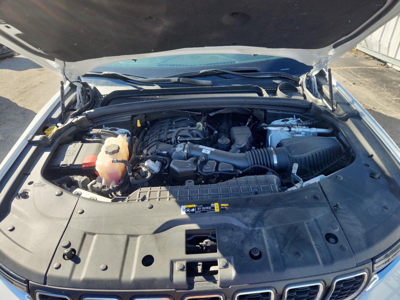 JEEP GRAND CHEROKEE LAREDO