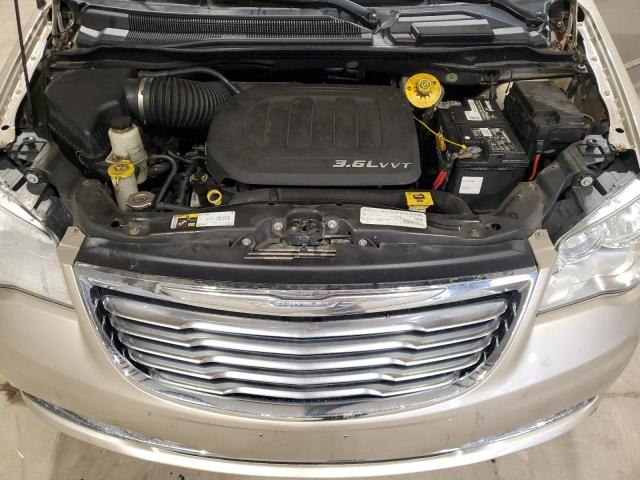 2016 CHRYSLER TOWN & COU #3304721953