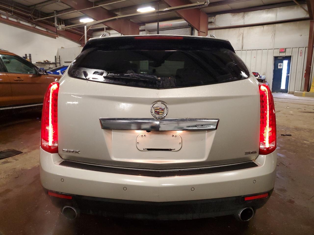 CADILLAC SRX LUXURY COLLECTION