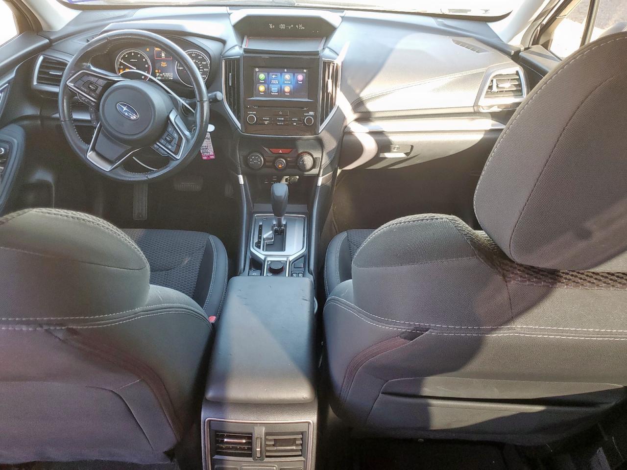 SUBARU FORESTER PREMIUM