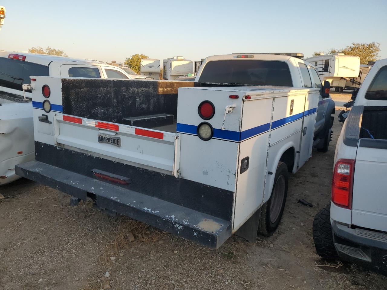 FORD F-550 SUPER DUTY