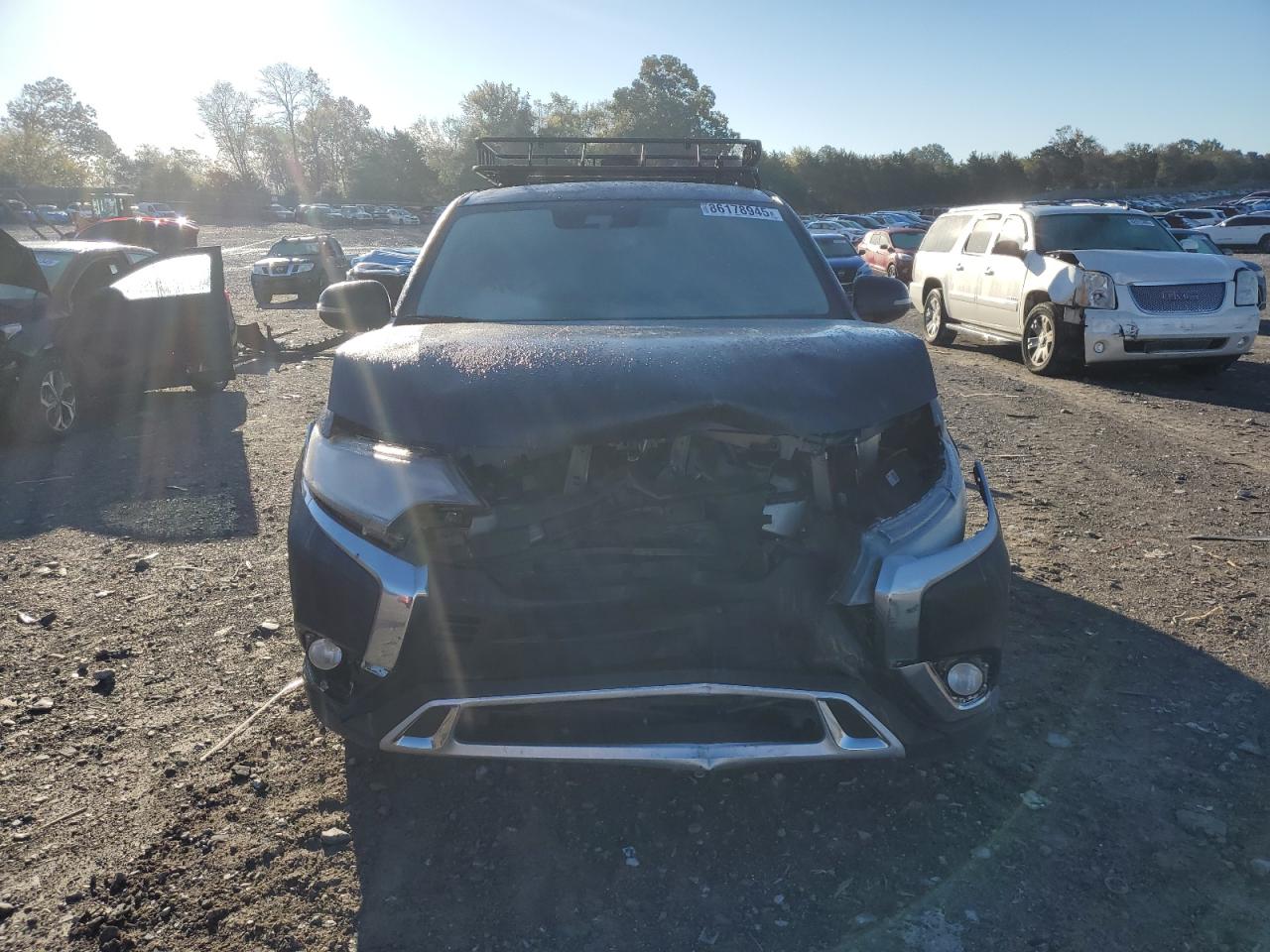 MITSUBISHI OUTLANDER SE