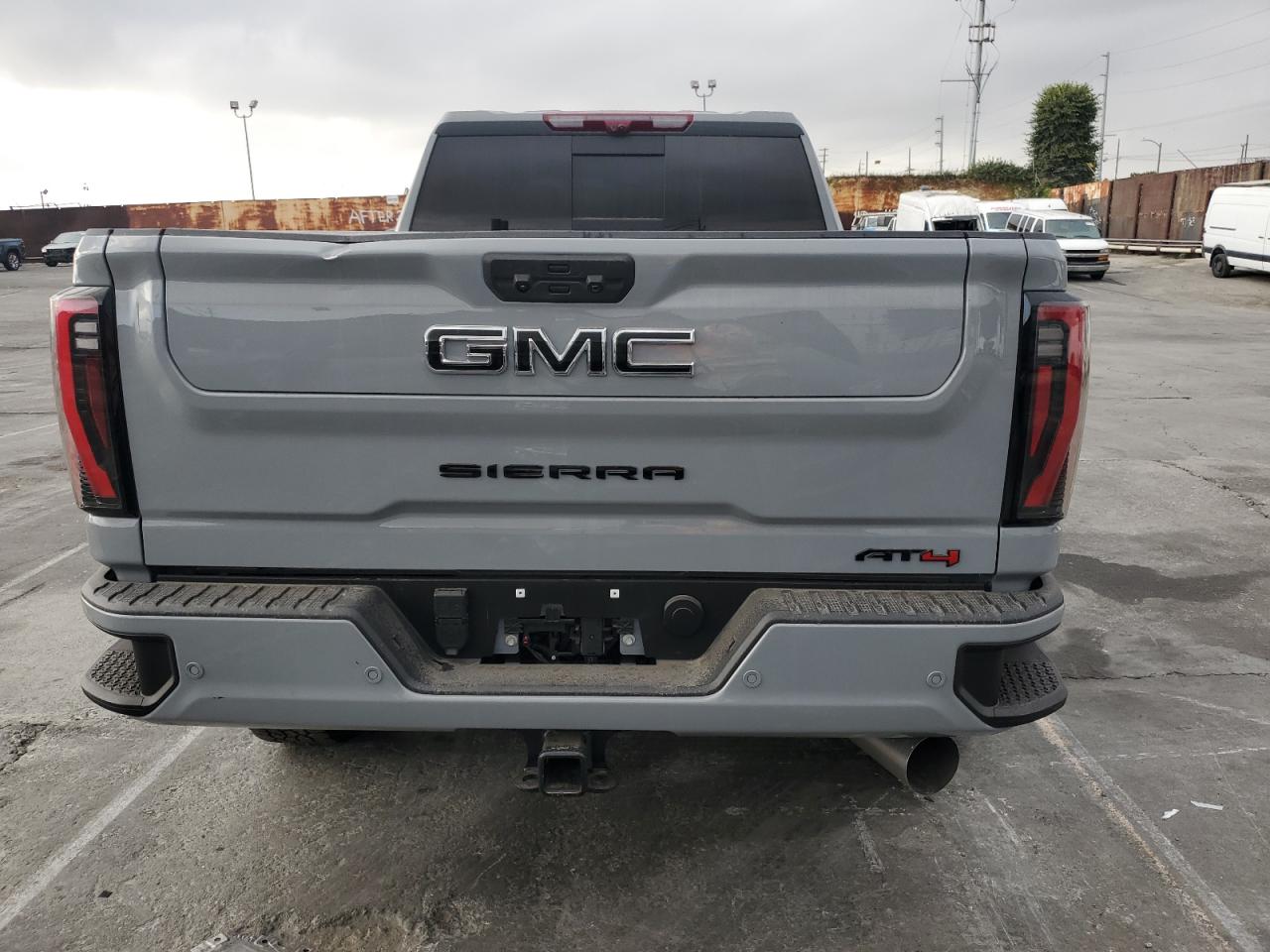 GMC SIERRA K2500 AT4