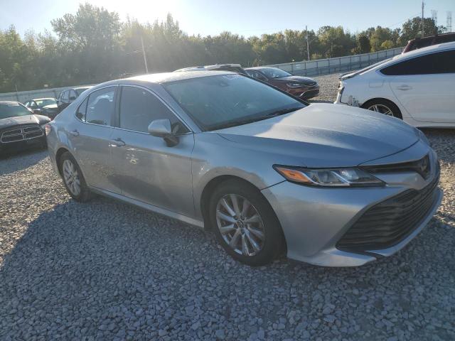2019 TOYOTA CAMRY L 4T1B11HK1KU257712