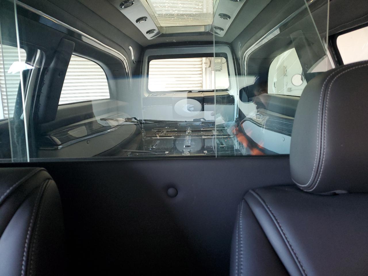 CADILLAC XTS FUNERAL COACH