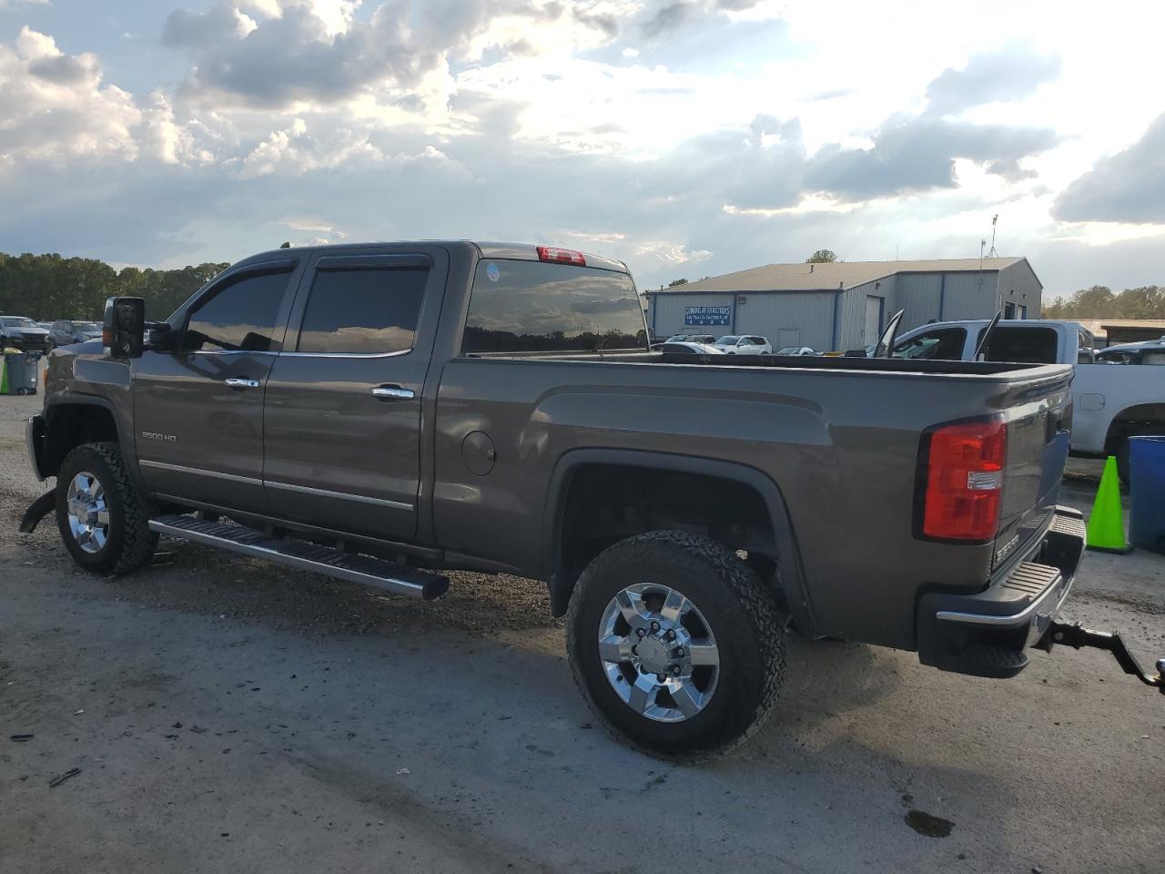 GMC SIERRA 2500HD K2500 SLT