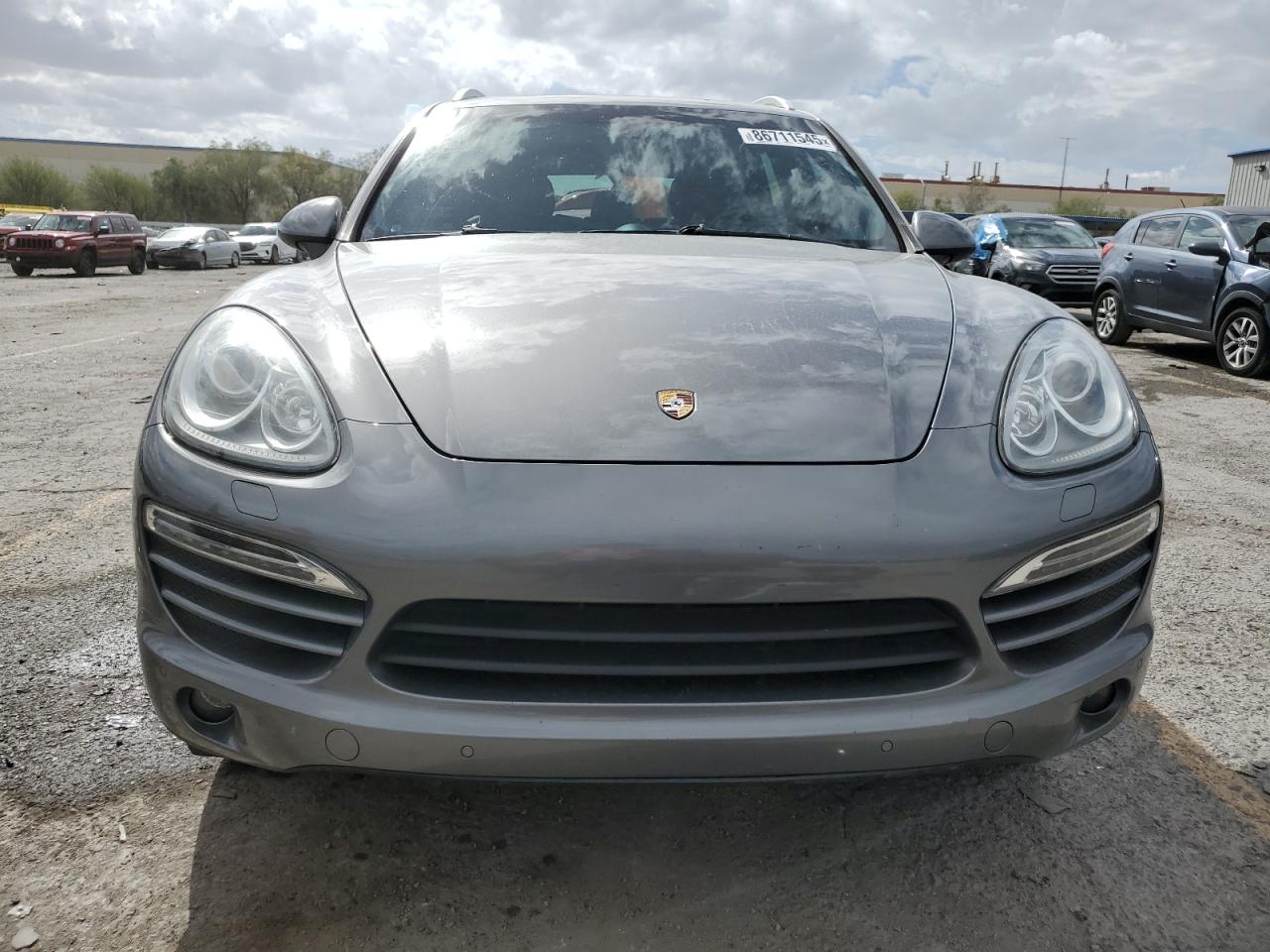 PORSCHE CAYENNE