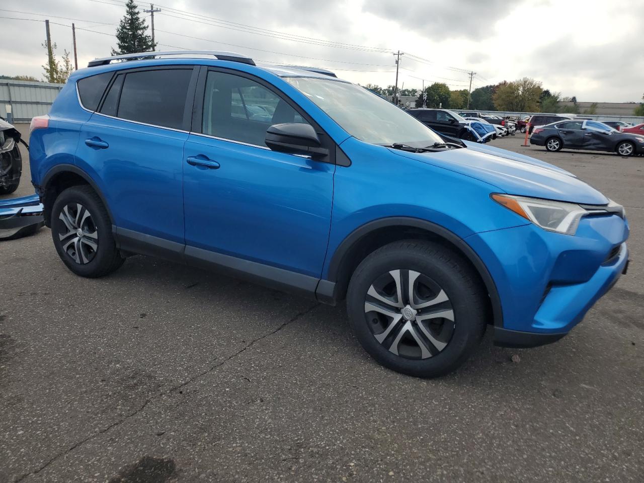 TOYOTA RAV4 LE