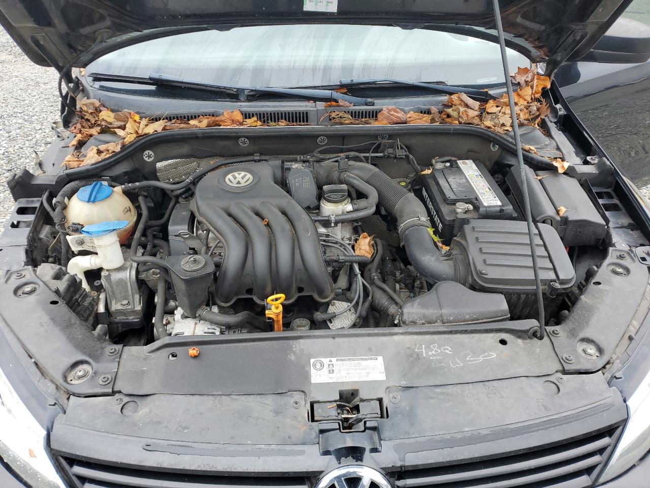 VOLKSWAGEN JETTA BASE