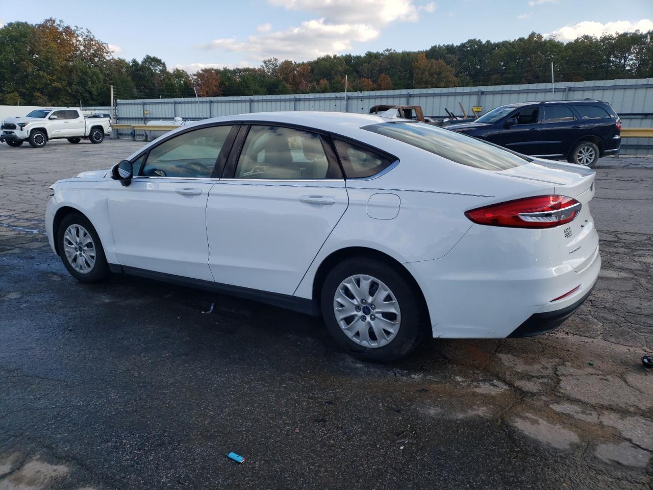 FORD FUSION S